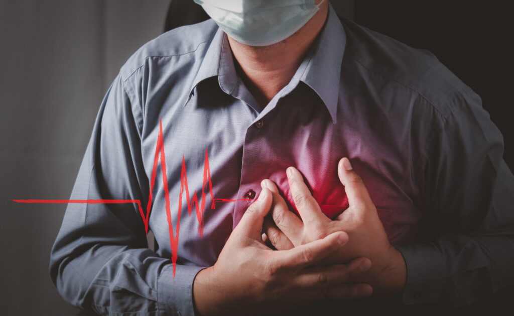 man have chest pain caused by heart disease (1)